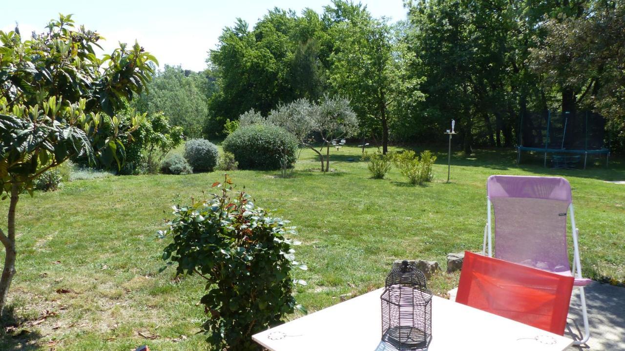 Appartement Le Cabanon à Crillon-le-Brave Extérieur photo